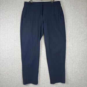 Fabletics Women's Size 33 Navy Blue Ankle Length Zipper Pockets Pants